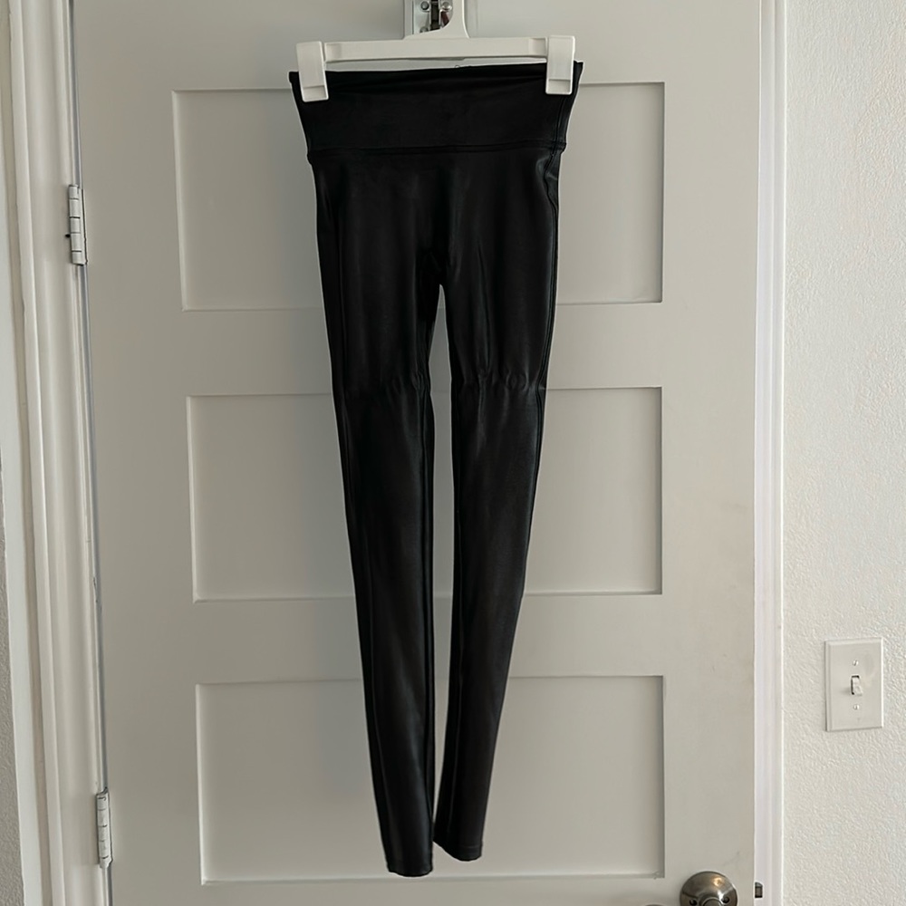 Women’s XS Spanx Leather Leggings Black